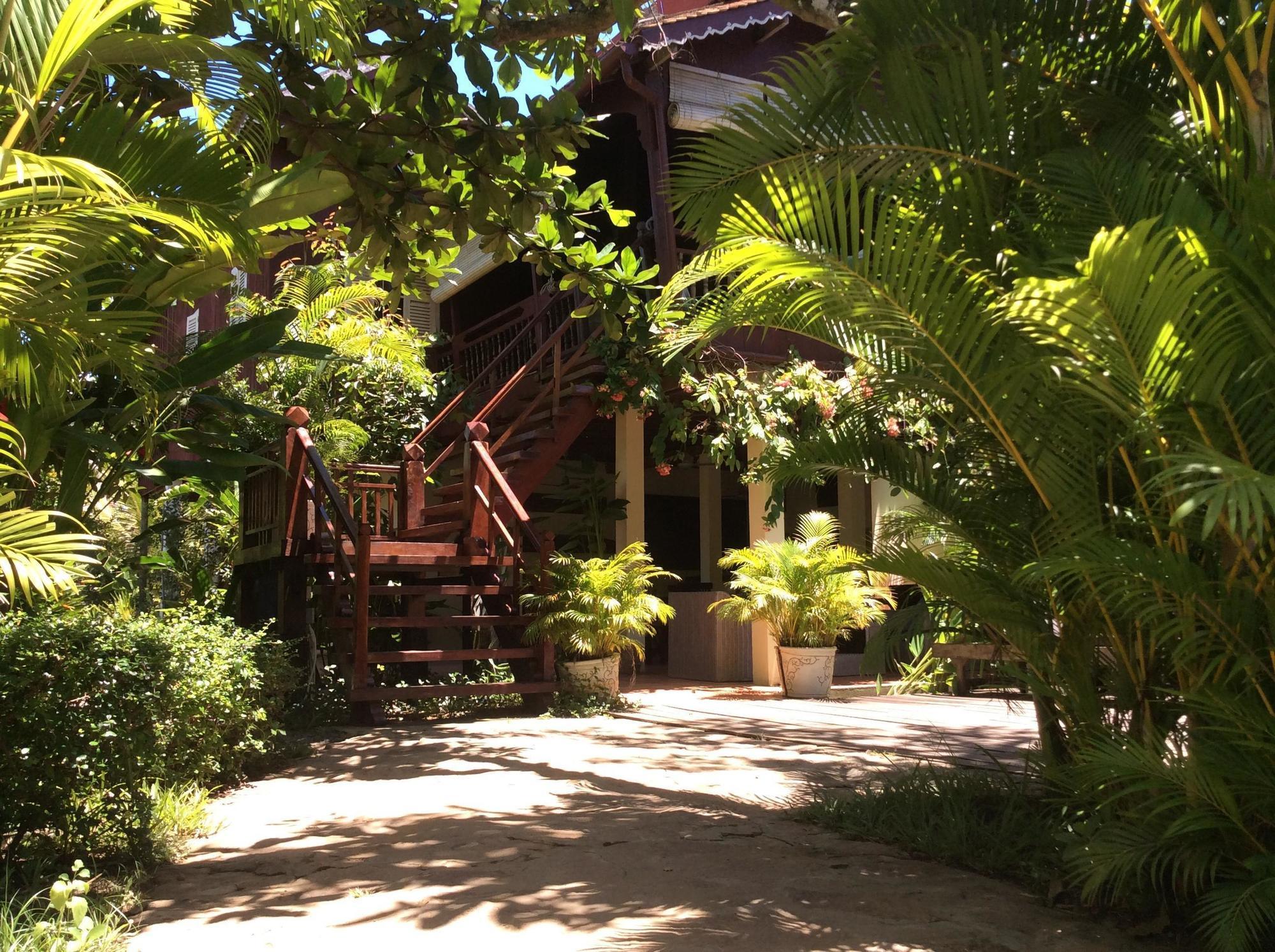 Sambor Village Hotel Kâmpóng Thum Exterior foto